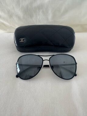 CHANEL Black Aviator Sunglasses with Quilted Case